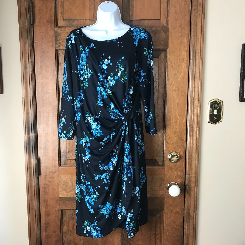 NWT T Tahari Navy w/Scattered Light Blue Flowers Wrap-Look Dress Size 14